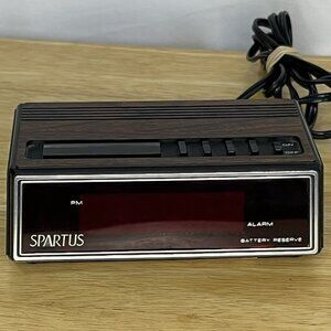Vintage Spartus Digital Alarm Clock Faux Wood Grain, Model 1108 Retro 80s tested